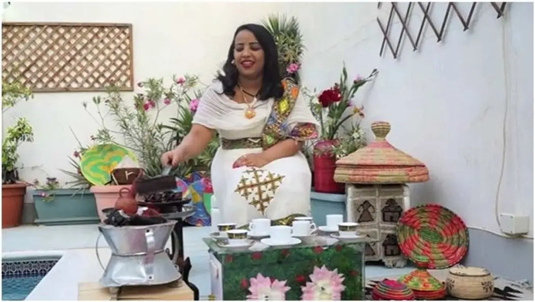 Traditionelle äthiopische Kaffeezeremonie